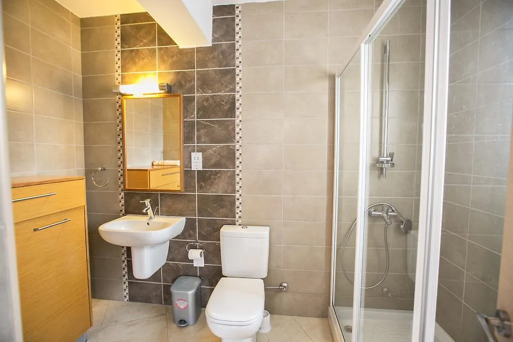 Pallinio Fig Tree Bay Apartments Protaras